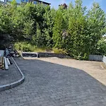 Comfortable Sleeps 3 Near Center Daire