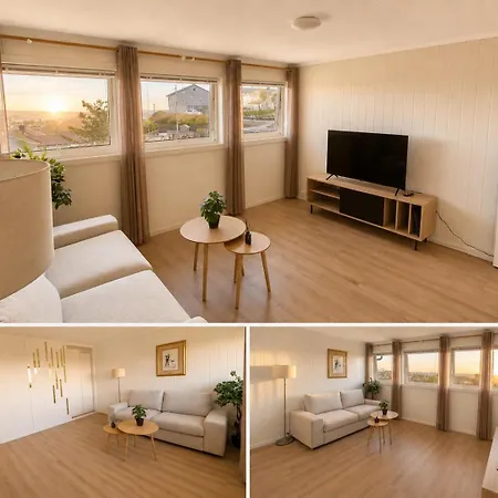 Comfortable Sleeps 6 B Near Center 아파트 크리스티안산