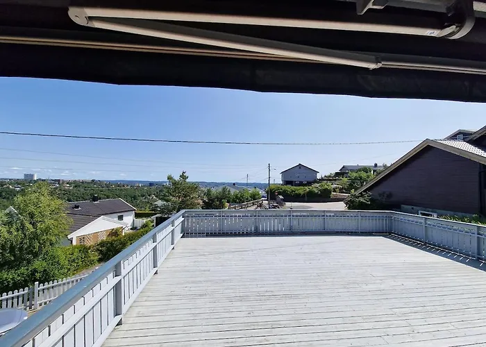 Comfortable Sleeps 3 Near Center 크리스티안산